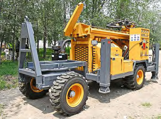 De Lucht & de MODDER die van DTH 200m de Op zwaar werk berekende Installatie van de de Putboring van het 4 wielenaanhangwagen Opgezette Water boren